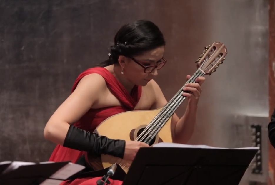 Katherine Lasso   Mandoline Instrument des Jahres Mandolinenspieler des Tages