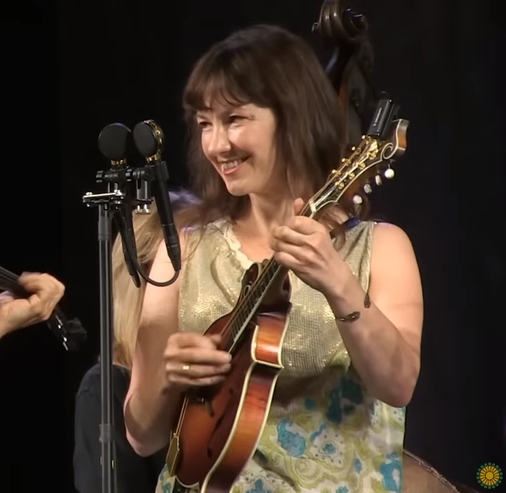 Sharon Gilchrist Mandoline Instrument des Jahres Mandolinenspieler des Tages