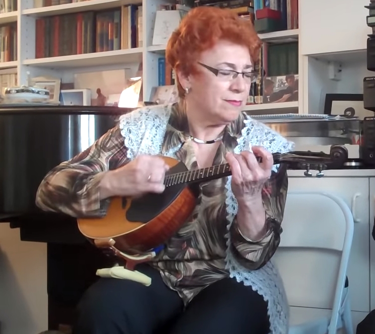 Tamara Volskaya Domra Mandoline Instrument des Jahres Mandolinenspieler des Tages