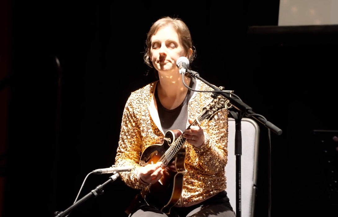 Laura-Beth Salter Mandoline Instrument des Jahres Mandolinenspieler des Tages