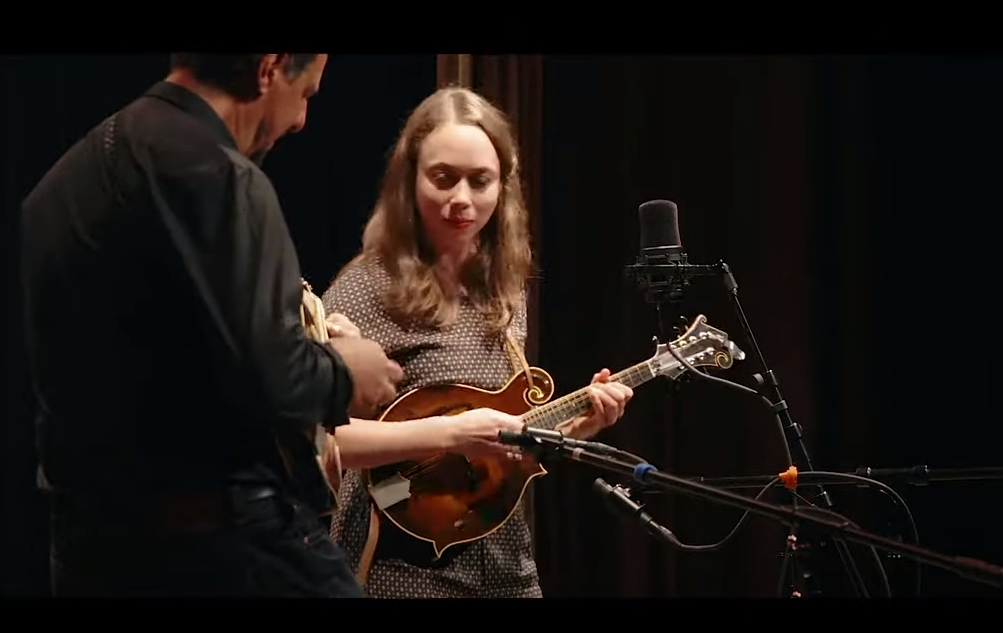 Sarah Jarosz Mandoline Instrument des Jahres Mandolinenspieler des Tages